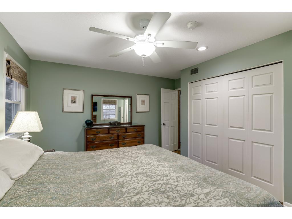 10437 Morris Road Bloomington, MN 55437 - Photo 9 of 24 Gallery Image 9