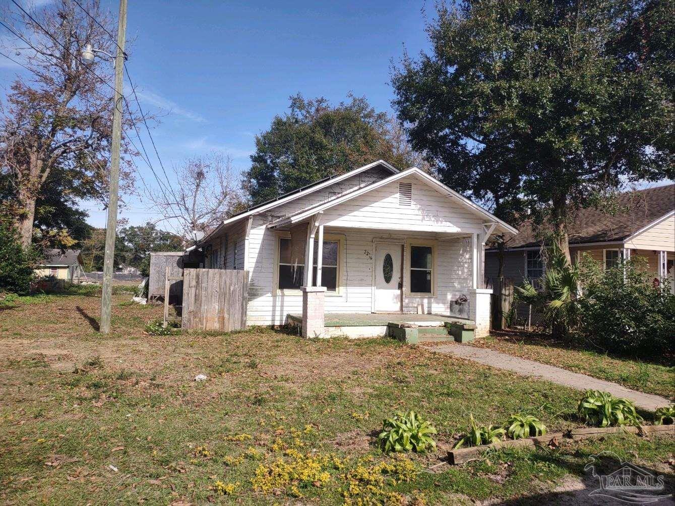 2216 West Gonzalez St  