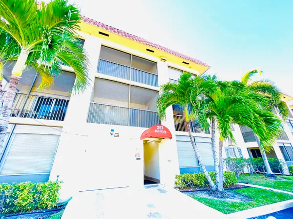$1,600 | 257 South Cypress Road, Unit 443, Pompano Beach, FL 33060