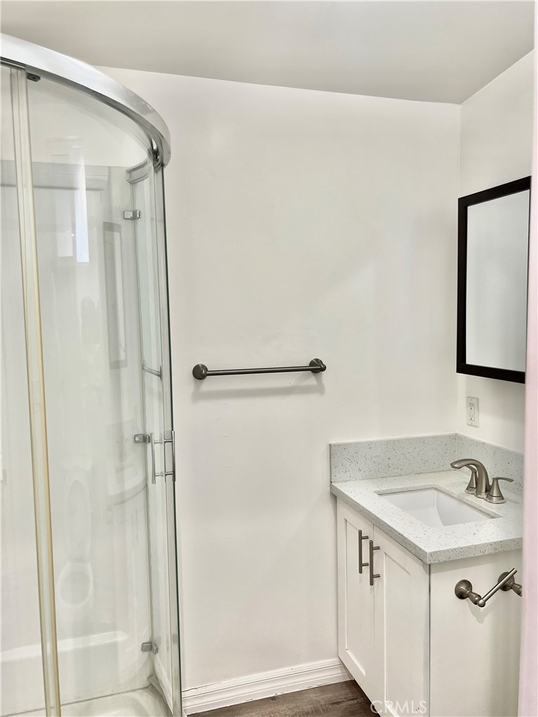 7110 Valmont Street Tujunga, CA 91042 - Photo 12 of 17 Master Bath