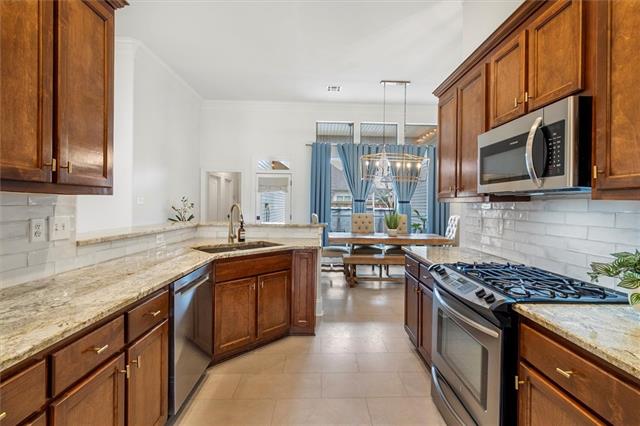 2377 Cours Carson Street Mandeville, LA 70448 - Photo 11 of 24