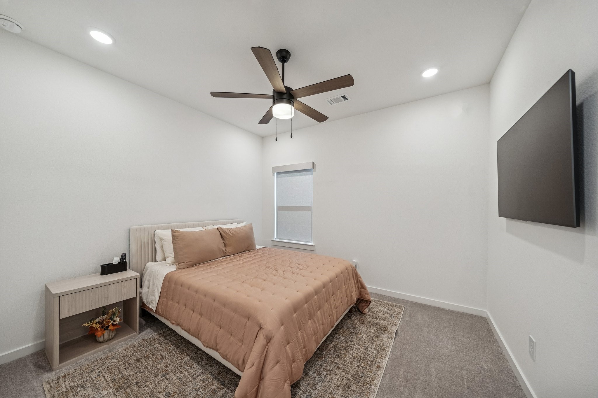 8703 Blue Grotto Lane Manvel, TX 77578 - Photo 28 of 43 Bedroom #4 located on the 2nd floor.