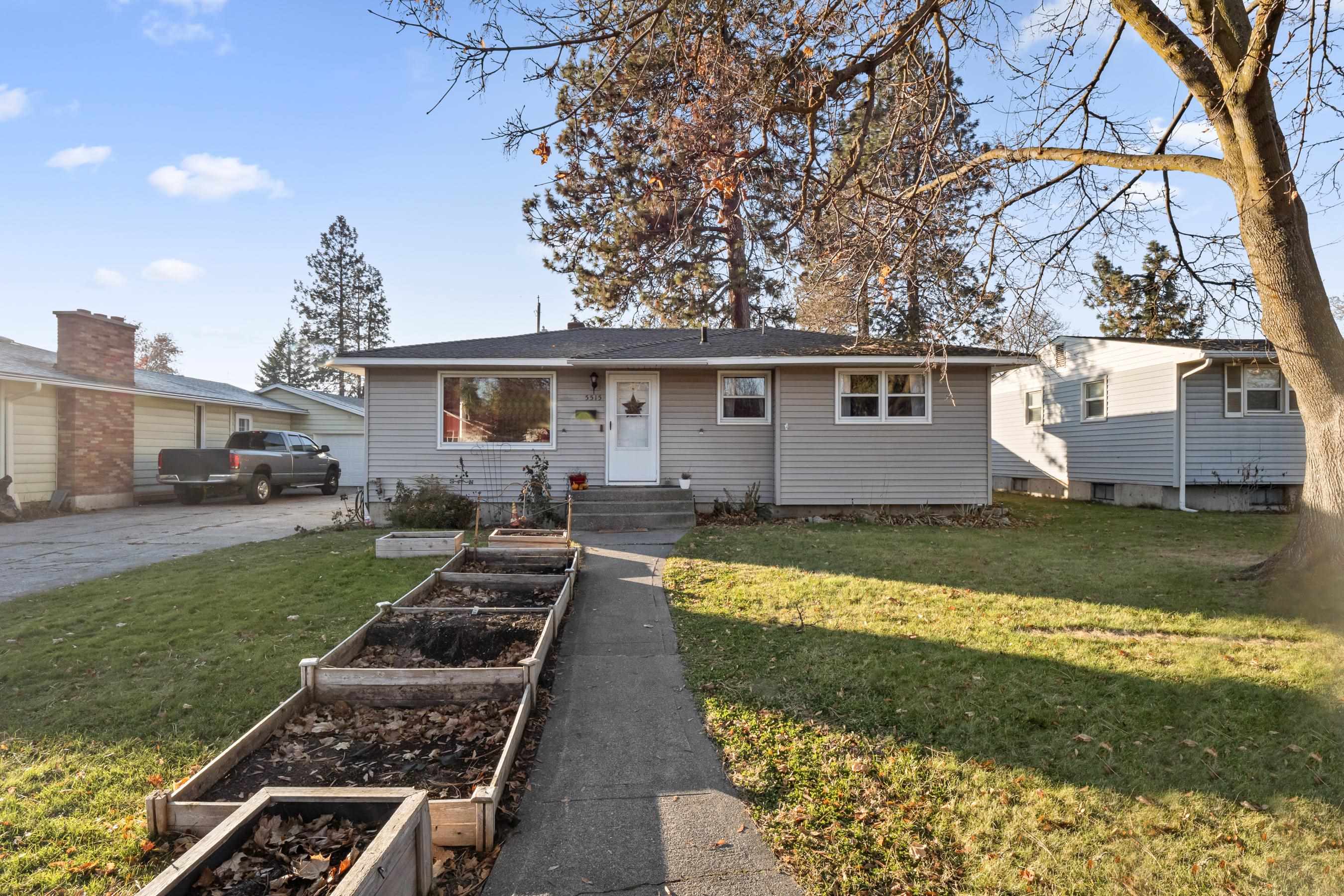 5515 North Elgin Street Spokane, WA 99205 - Photo 2 of 32