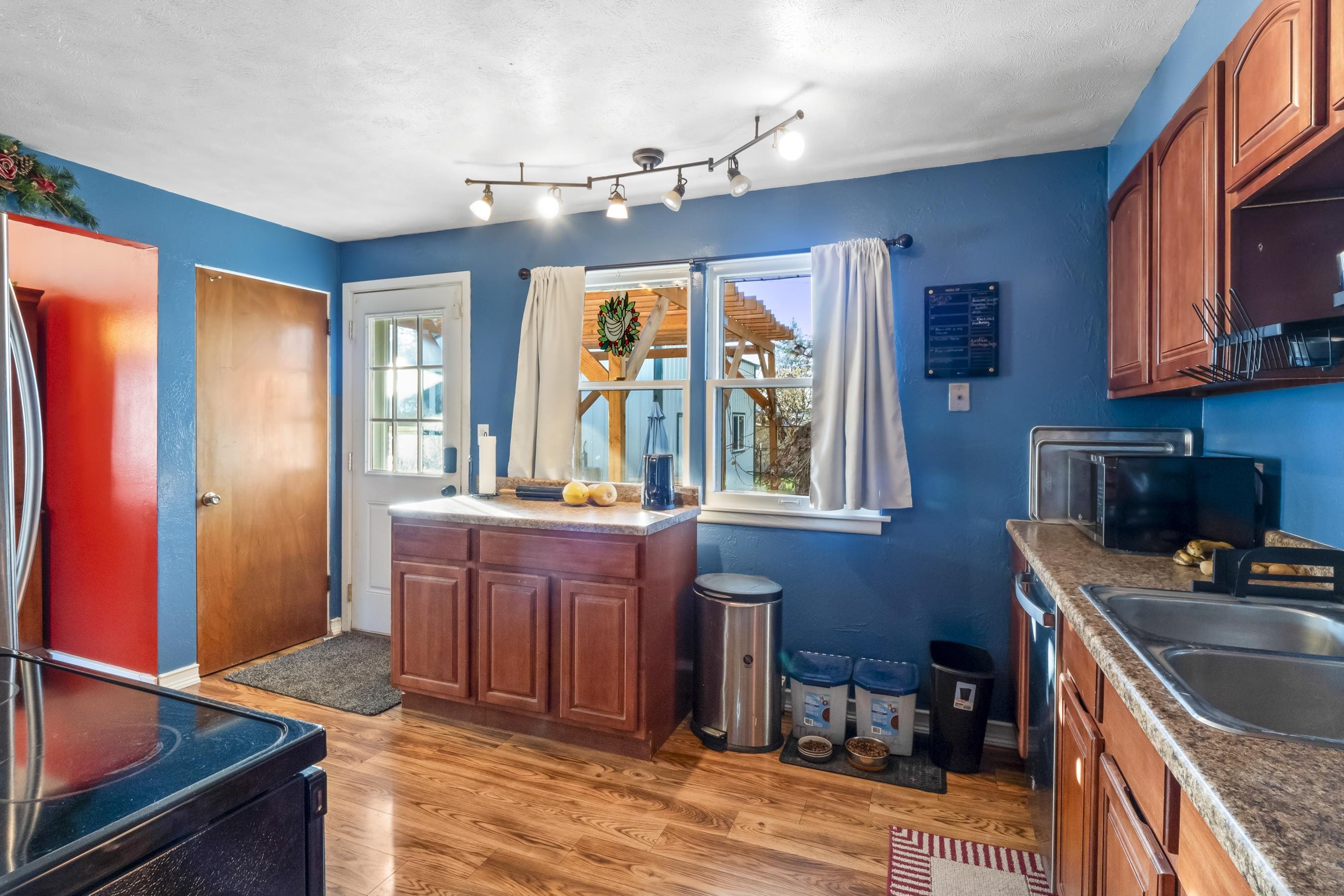5515 North Elgin Street Spokane, WA 99205 - Photo 9 of 32