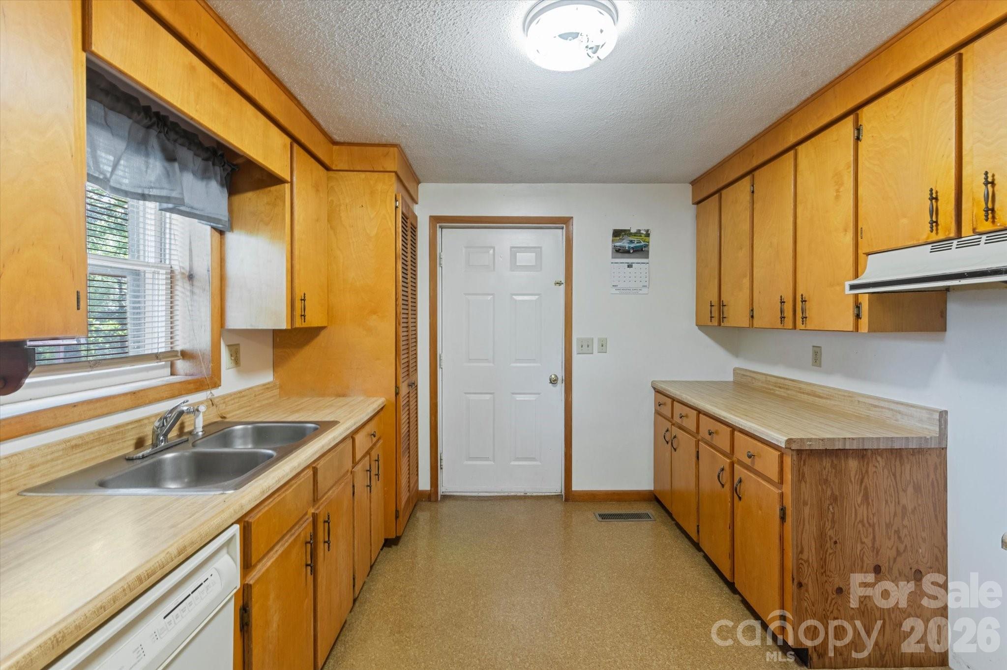 43 Open Valley Road Marion, NC 28752 - Photo 20 of 37