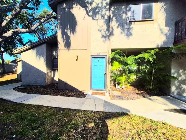 $1,850 | 6345 Newtown Circle, Unit 45A1, Tampa, FL 33615
