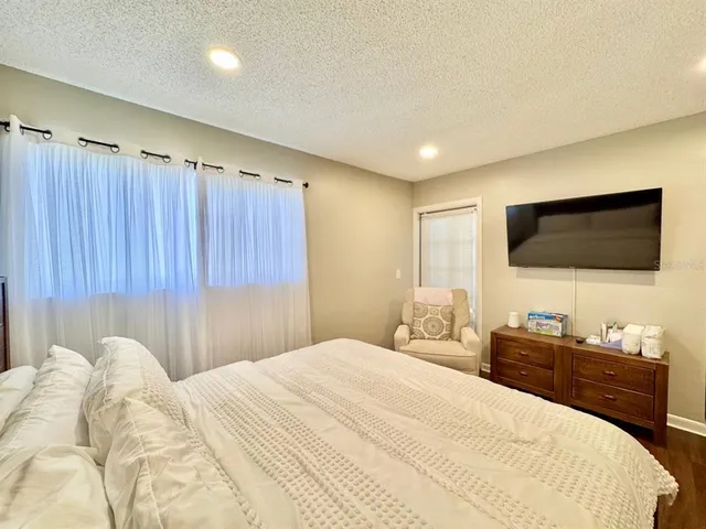 $2,300 | 6345 Newtown Circle, Unit 45A1, Tampa, FL 33615