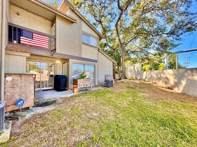 $2,300 | 6345 Newtown Circle, Unit 45A1, Tampa, FL 33615