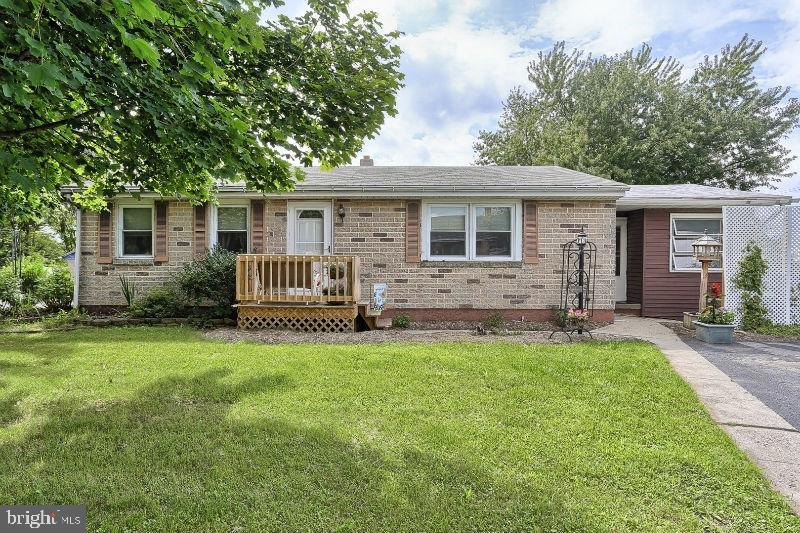 1533 Sandhill Road Lebanon, PA 17046 - Photo 1 of 30 Gallery Image 1