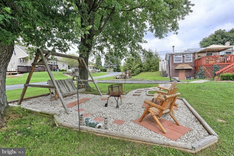 1533 Sandhill Road Lebanon, PA 17046 - Photo 3 of 30 Gallery Image 3