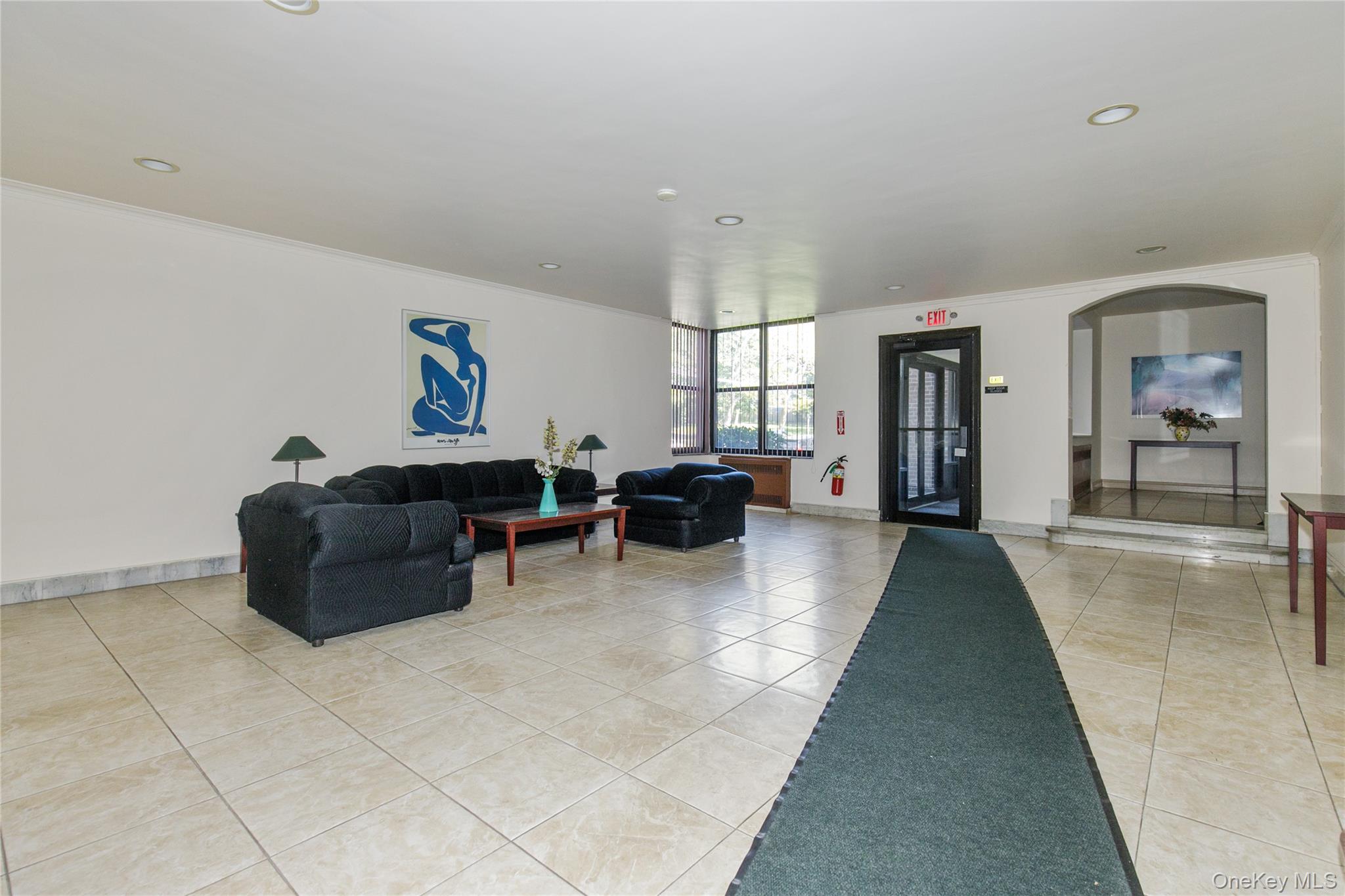 150 South Middle Neck Road, Unit 1E Great Neck, NY 11021 - Photo 4 of 5