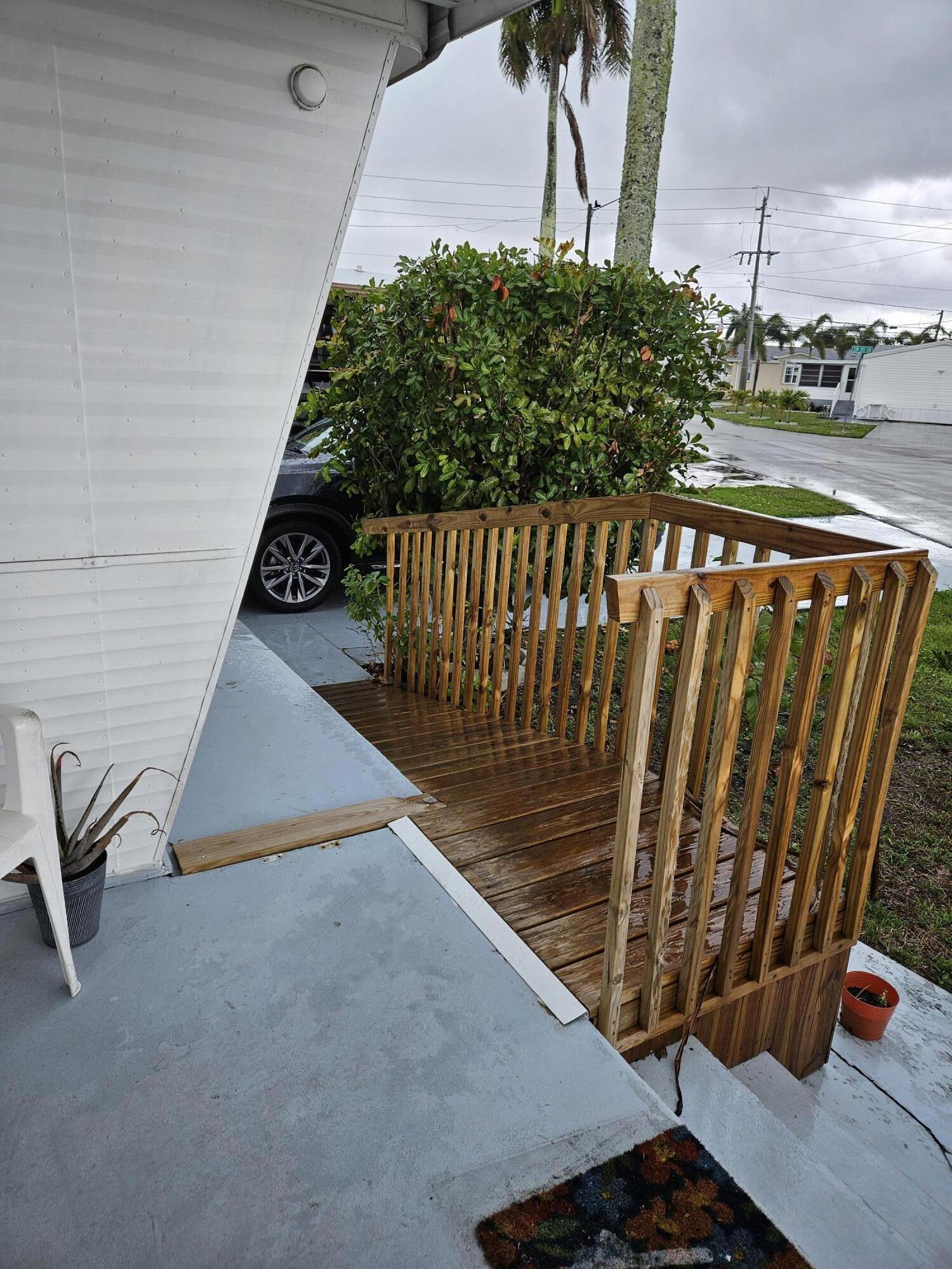 8550 Southwest 20th Street Davie, FL 33324 - Photo 2 of 17 20260329_142311