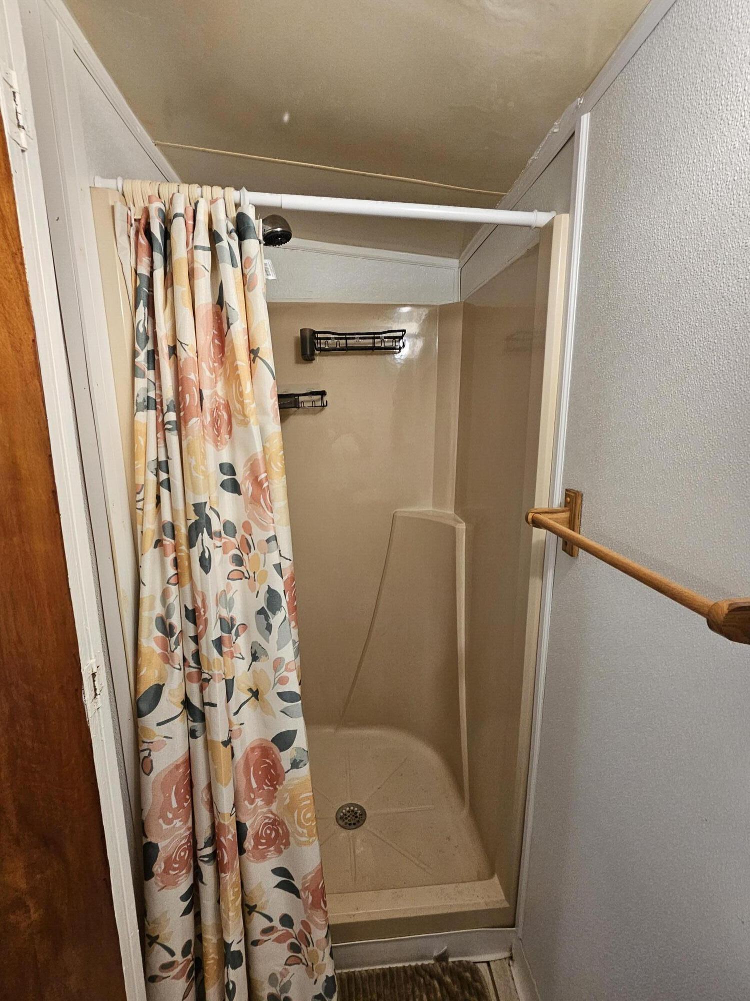 8550 Southwest 20th Street Davie, FL 33324 - Photo 7 of 17 20260509_135436