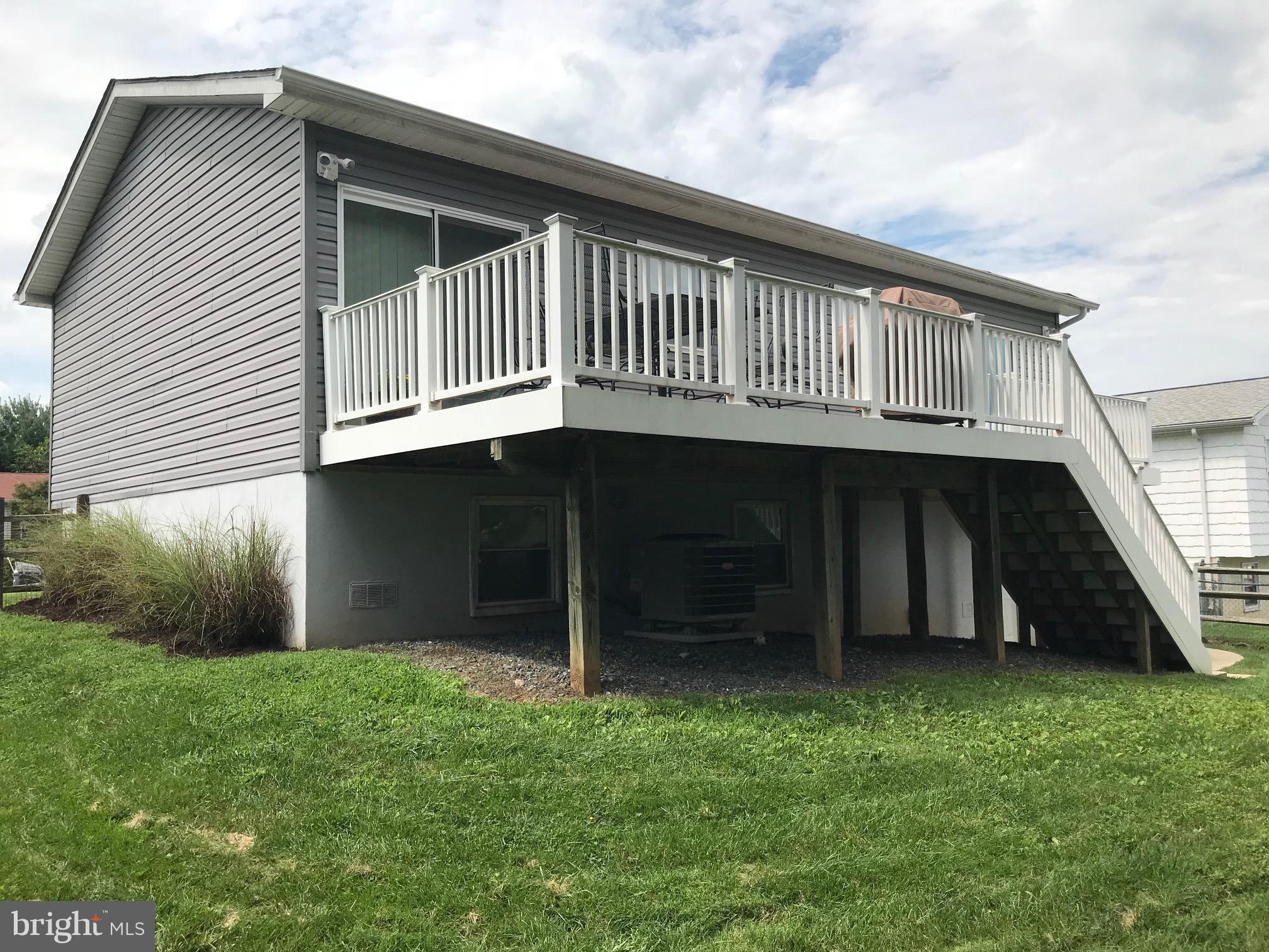 7 West Road Mount Airy, MD 21771 - Photo 26 of 28 Exterior (Rear)