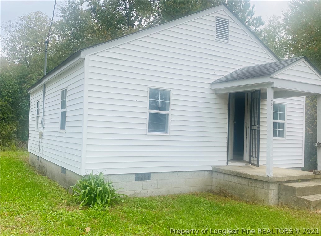 401 Daniel McLeod Road Red Springs, NC 28377 - Photo 2 of 14 Gallery Image 2