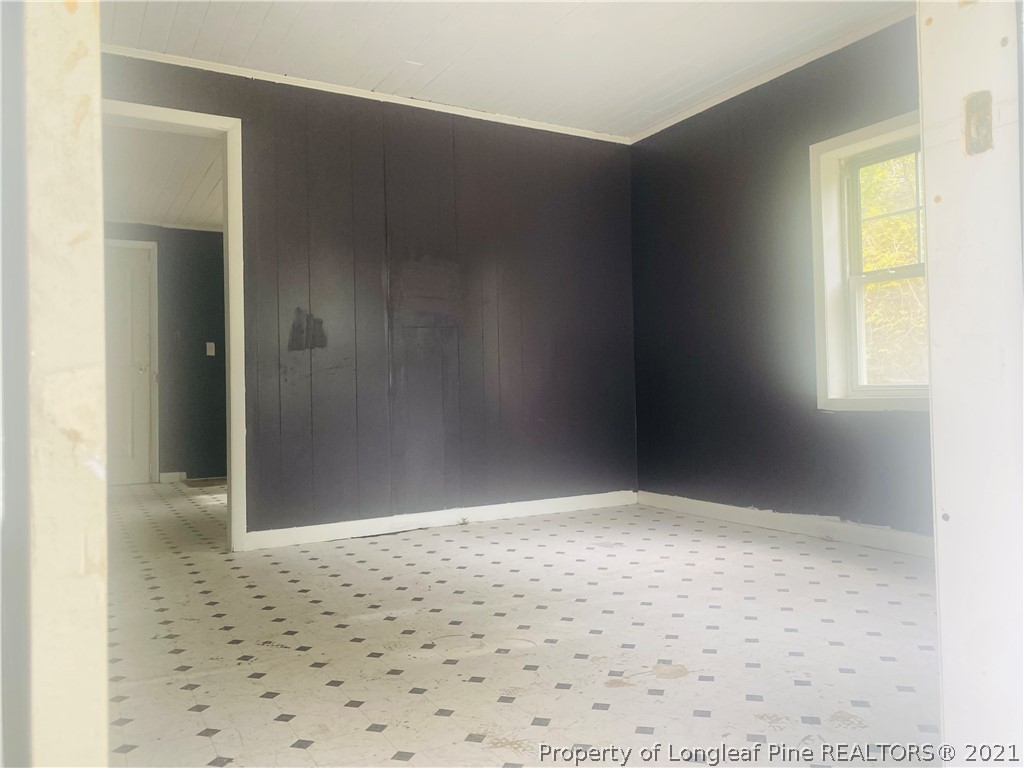 401 Daniel McLeod Road Red Springs, NC 28377 - Photo 5 of 14 Gallery Image 5