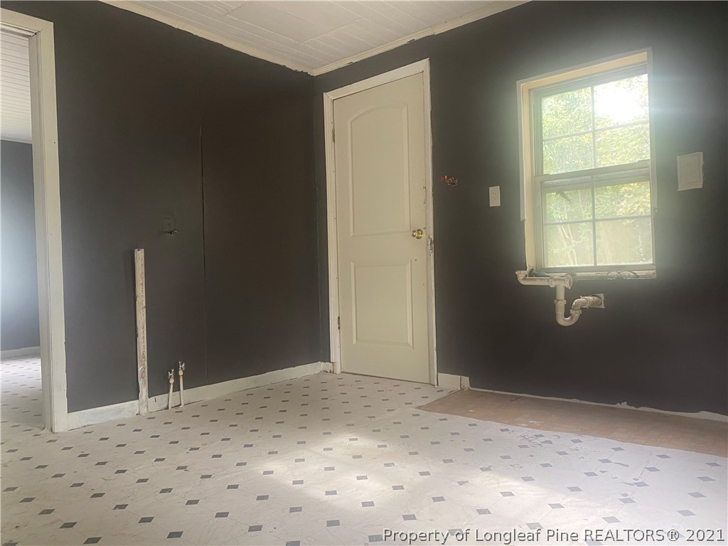 401 Daniel McLeod Road Red Springs, NC 28377 - Photo 8 of 14 Gallery Image 8