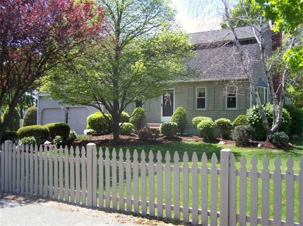 7 Stacey Way Weymouth, MA 02190 - Photo 1 of 20