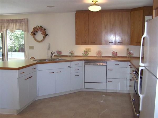 7 Stacey Way Weymouth, MA 02190 - Photo 4 of 20