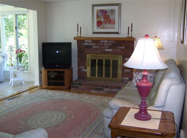 7 Stacey Way Weymouth, MA 02190 - Photo 10 of 20