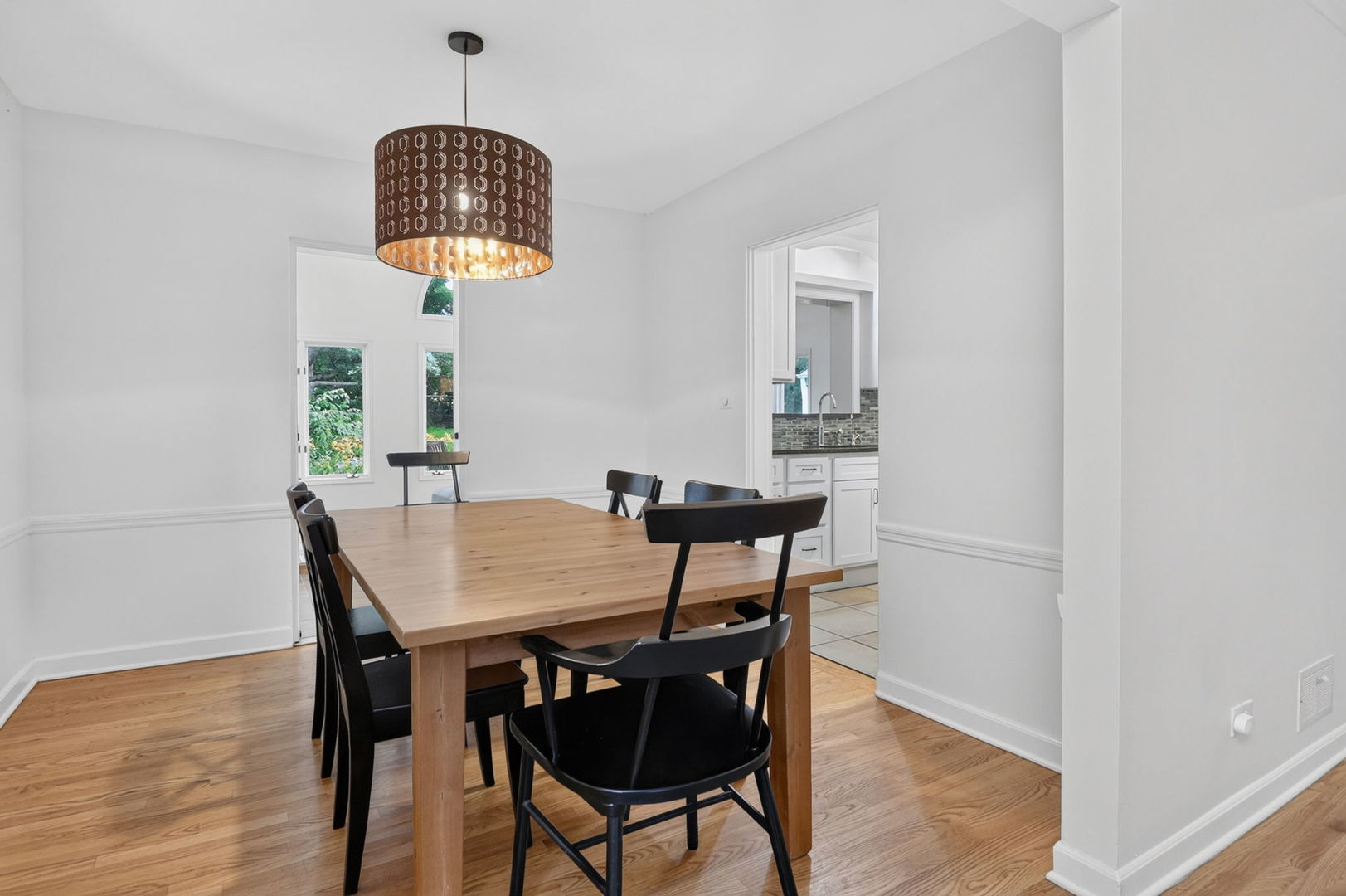 14 Walnut Road Glen Ellyn, IL 60137 - Photo 7 of 27