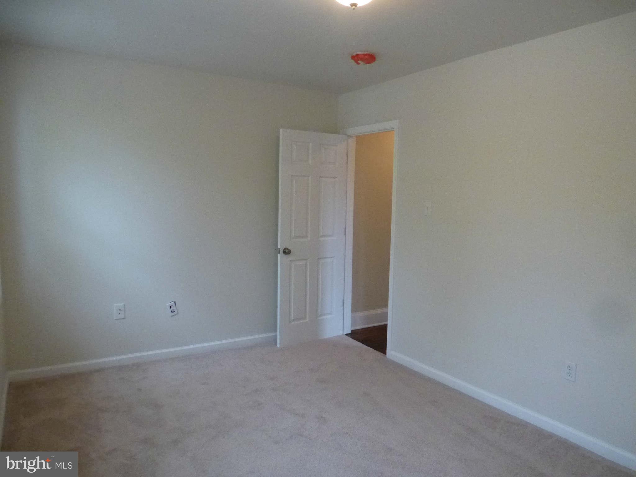 4407 Sheriff Road Northeast Washington, DC 20019 - Photo 14 of 30 Front Bedroom