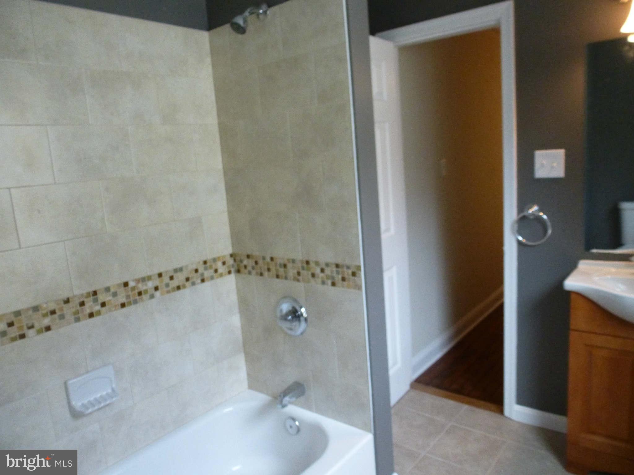 4407 Sheriff Road Northeast Washington, DC 20019 - Photo 15 of 30 Bath