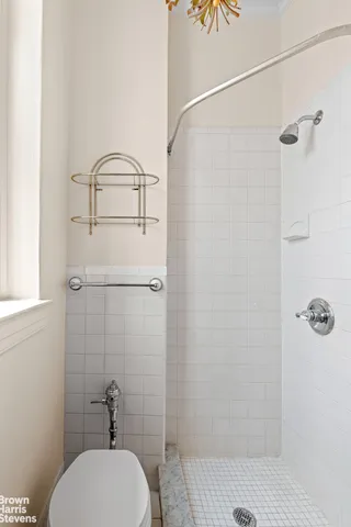 $2,598,000 | 255 West 84th Street, Unit 5B | Upper West Side