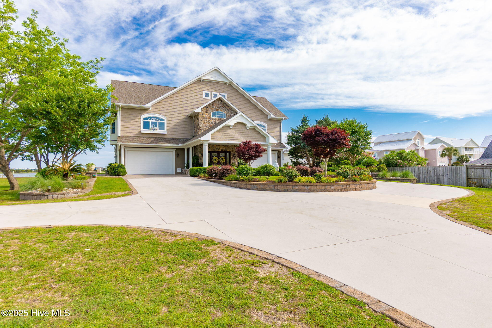 291 Live Oak Road Newport, NC 28570 - Photo 4 of 40 7-web-or-mls-cchadwick-visuals-291-live-