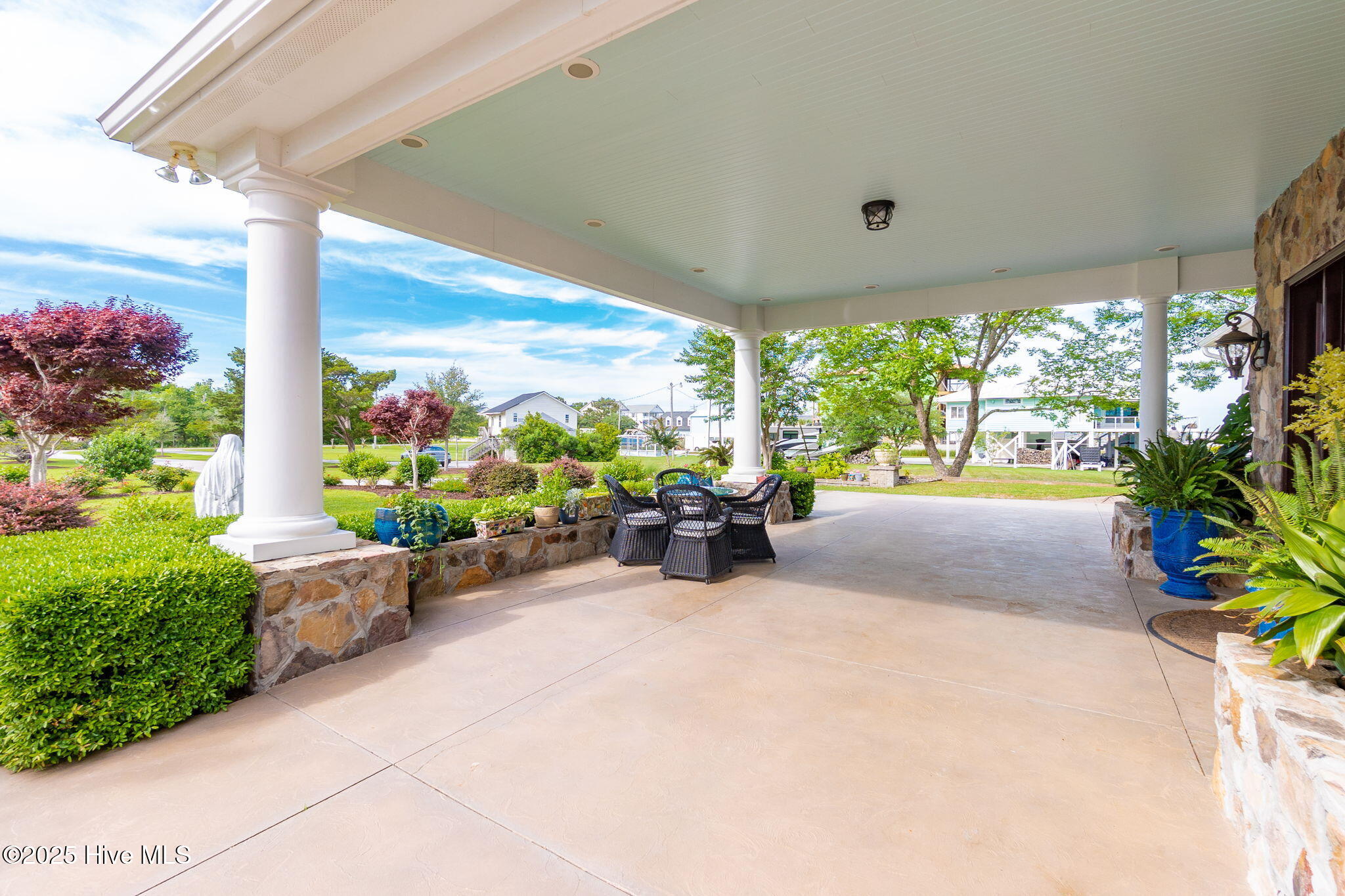 291 Live Oak Road Newport, NC 28570 - Photo 6 of 40 8-web-or-mls-cchadwick-visuals-291-live-