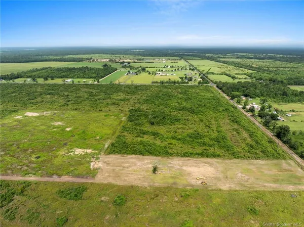 $105,000 | 20 Abie Fontenot Road, Iowa, LA 70647