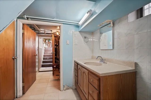 $1,098,000 | Undisclosed Address | Gravesend