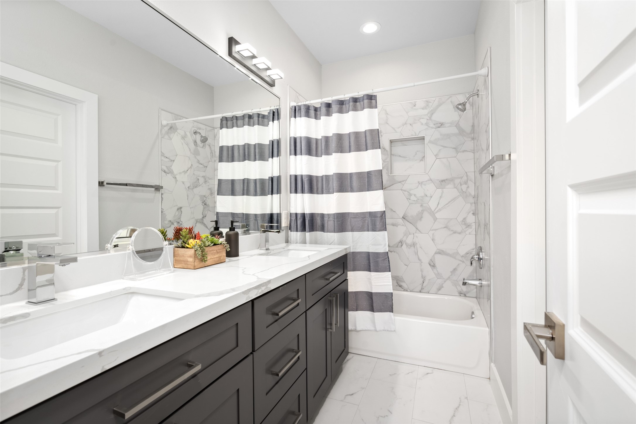 6720 Lozier Street Houston, TX 77021 - Photo 23 of 27