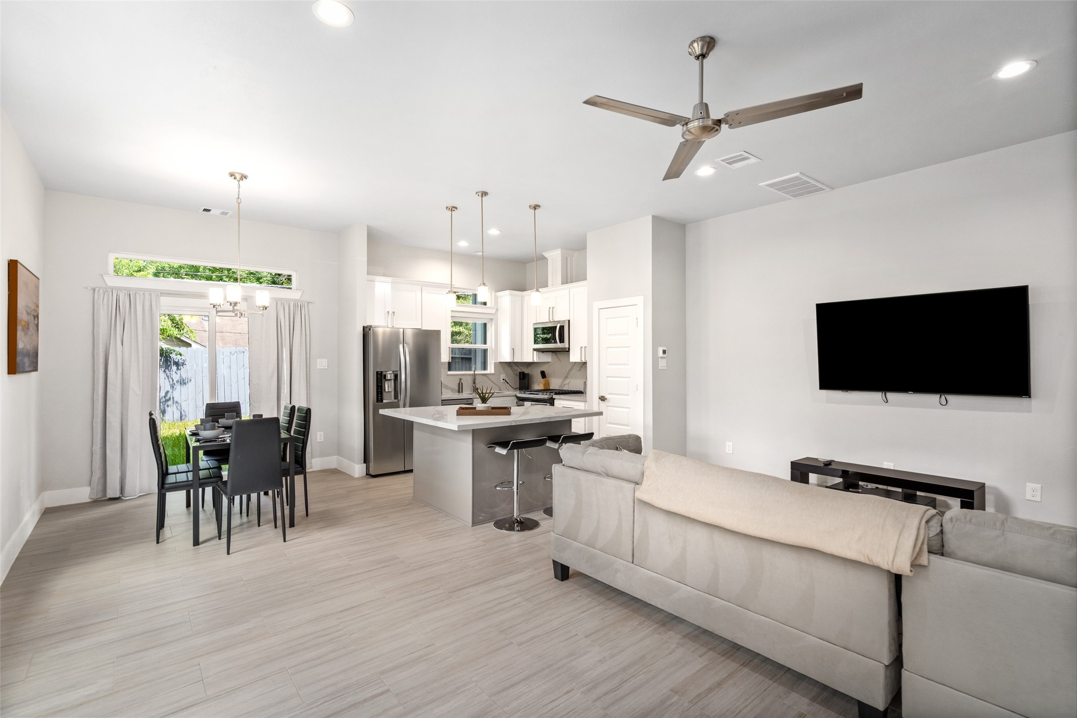 6720 Lozier Street Houston, TX 77021 - Photo 8 of 27