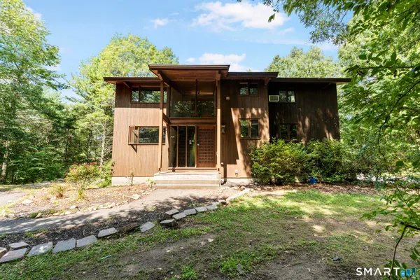$389,990 | 59 Hi-Top Hill Road, Voluntown, CT 06384