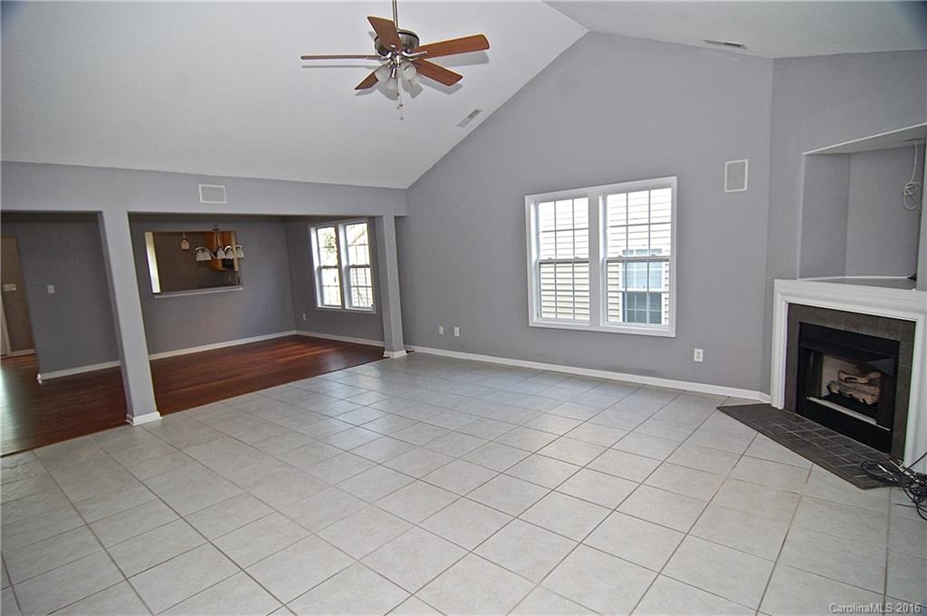 6115 Raisin Tree Lane Charlotte, NC 28215 - Photo 2 of 18 Gallery Image 2