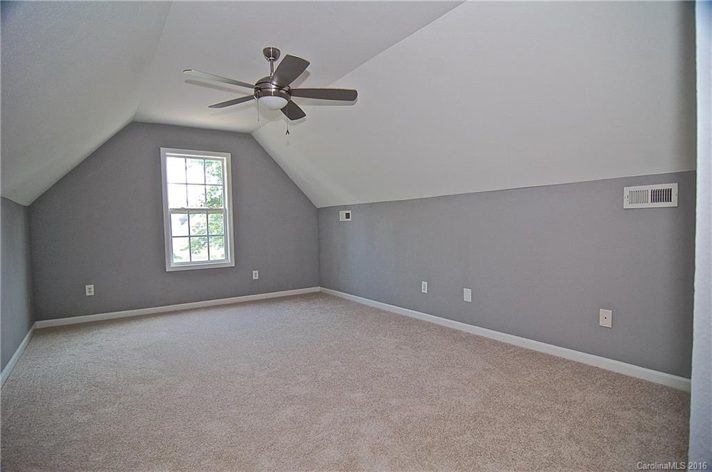 6115 Raisin Tree Lane Charlotte, NC 28215 - Photo 16 of 18 Gallery Image 16
