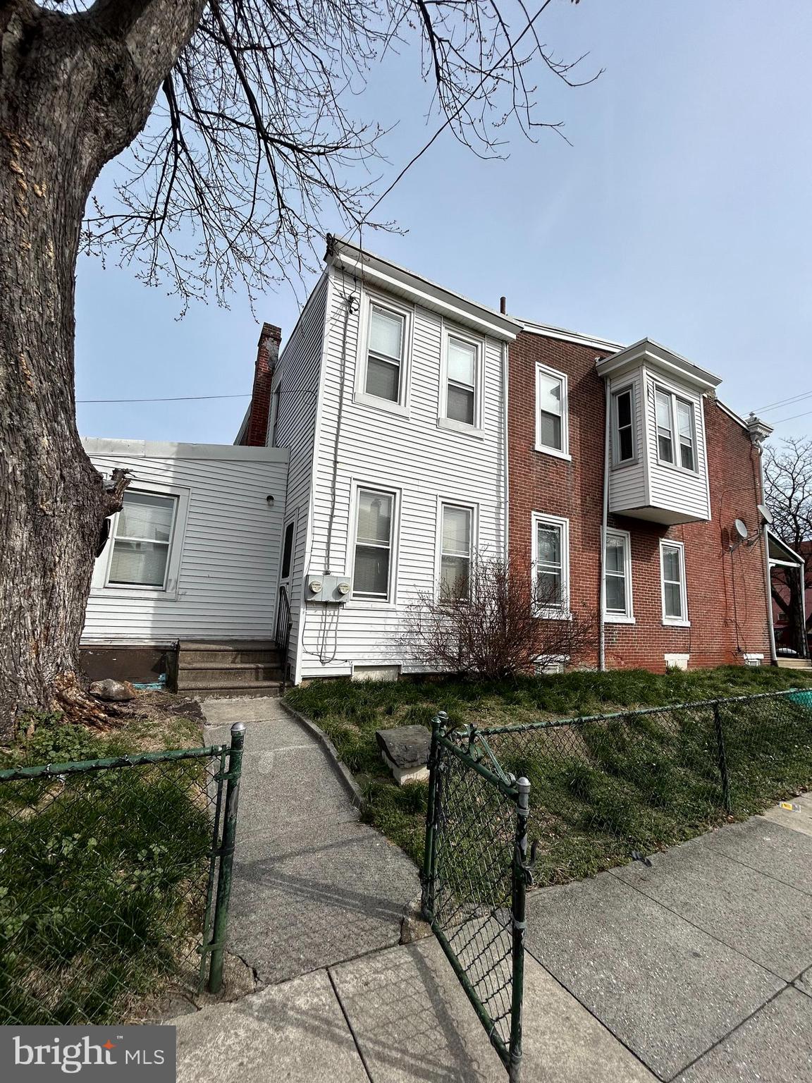 5002 Duffield Street Philadelphia, PA 19124 - Photo 2 of 32