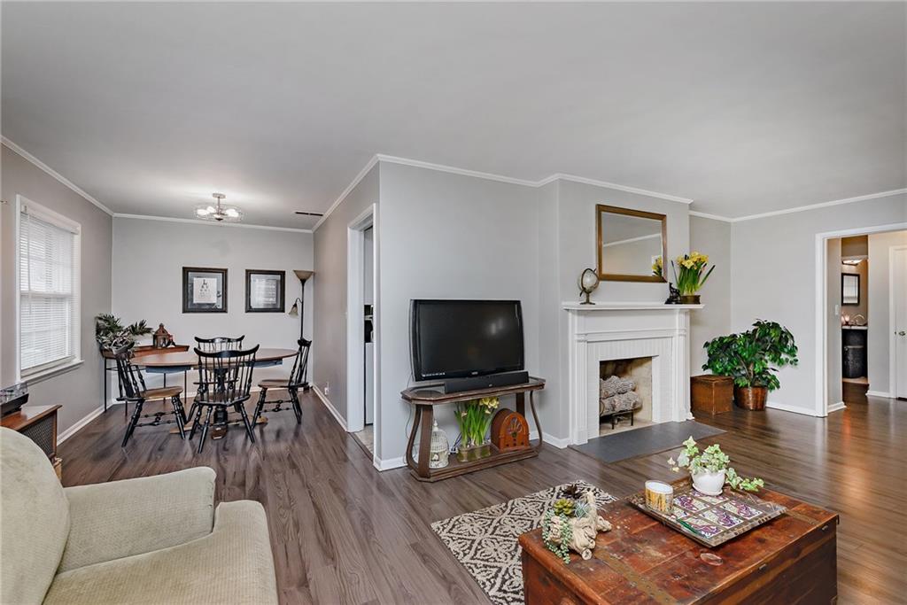 915 Park Road Anderson, IN 46011 - Photo 3 of 23 Gallery Image 3