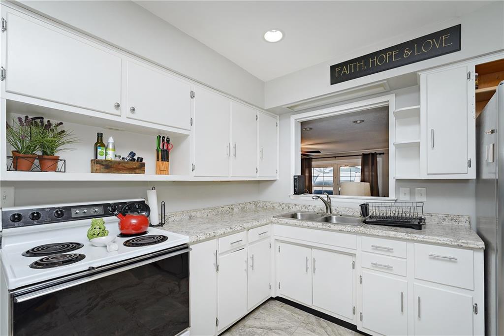 915 Park Road Anderson, IN 46011 - Photo 8 of 23 Gallery Image 8