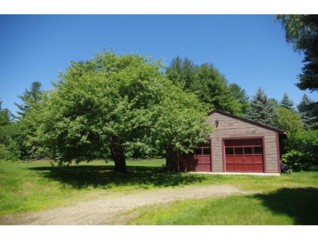 284 West Surry Road Keene, NH 03431 - Photo 3 of 7