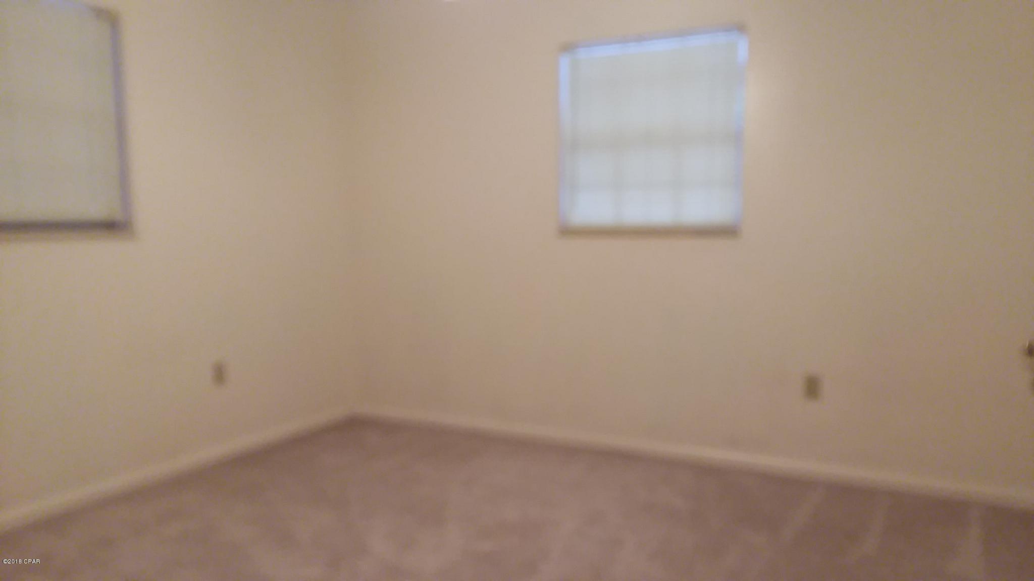 645 3rd Street Chipley, FL 32428 - Photo 12 of 33