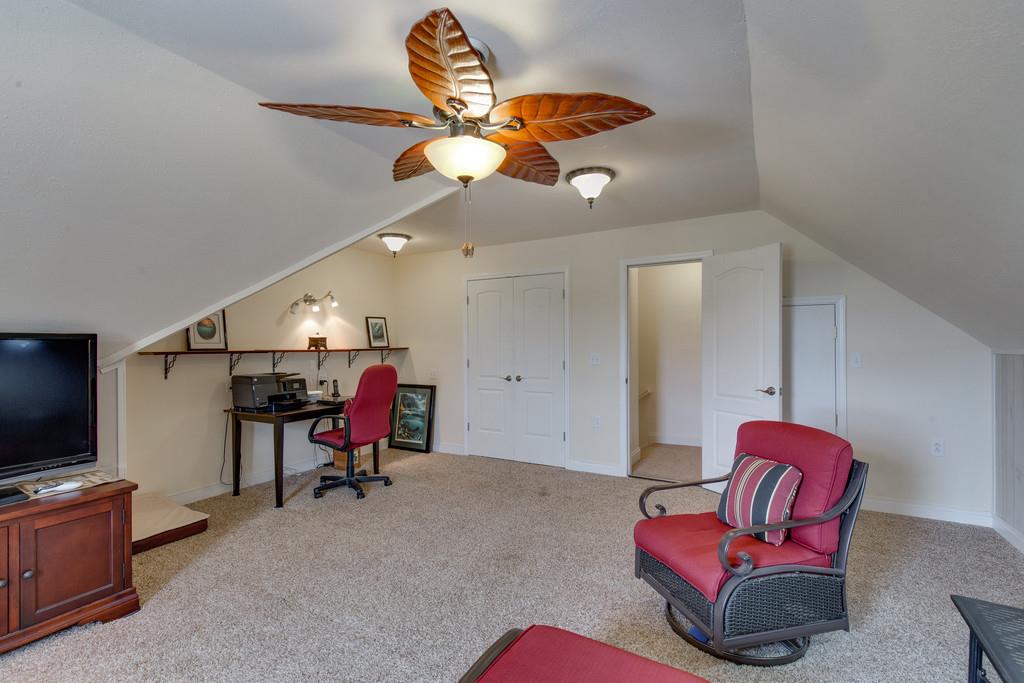 403 Coker Ford Road Portland, TN 37148 - Photo 17 of 29 a living room with furniture
