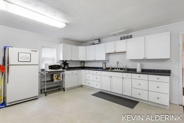 $259,900 | 2449 54th Street, Fennville, MI 49408