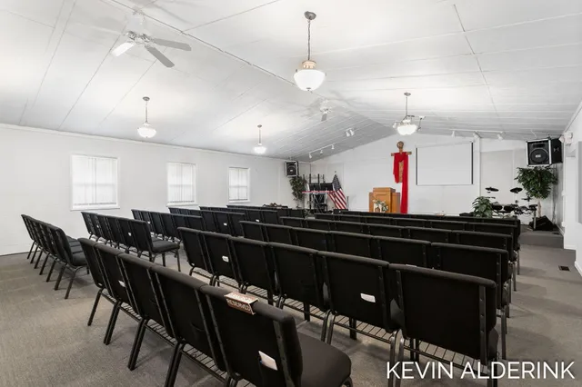 $259,900 | 2449 54th Street, Fennville, MI 49408