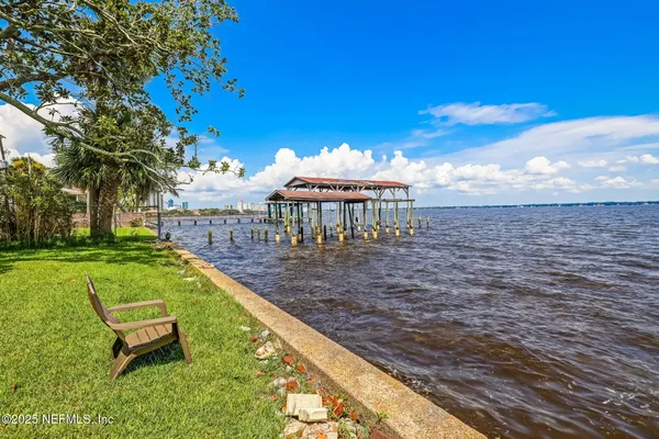 $1,350 | 2746 Vernon Terrace, Unit 4, Jacksonville, FL 32205