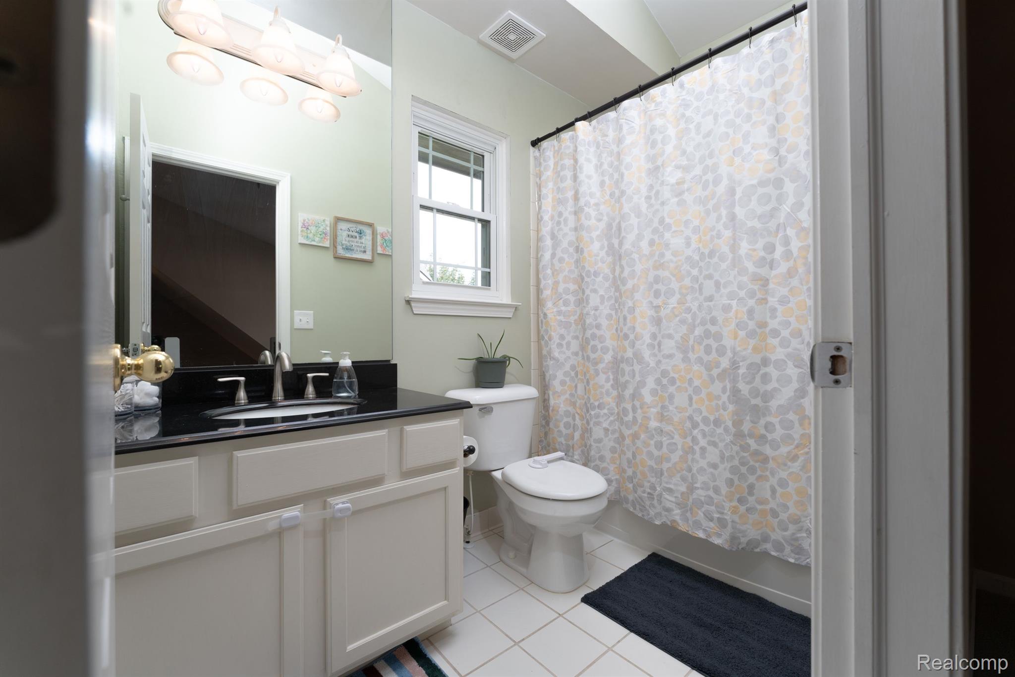 2568 Ravineside Lane North Howell, MI 48843 - Photo 22 of 37 Gallery Image 22