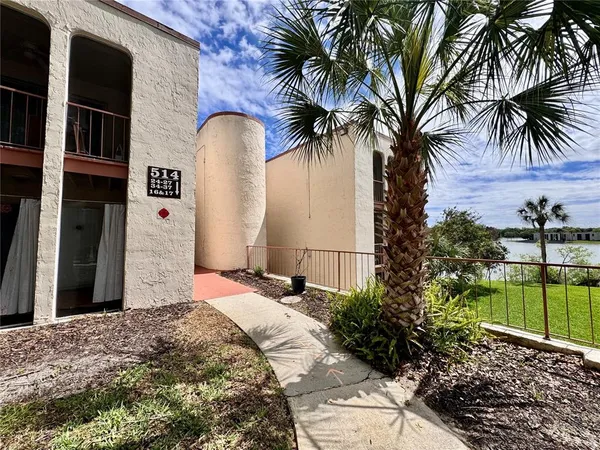 $1,599 | 514 Orange Drive, Unit 26, Altamonte Springs, FL 32701
