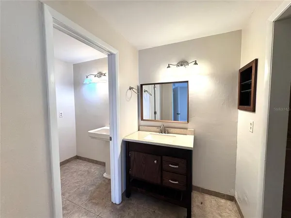 $1,599 | 514 Orange Drive, Unit 26, Altamonte Springs, FL 32701