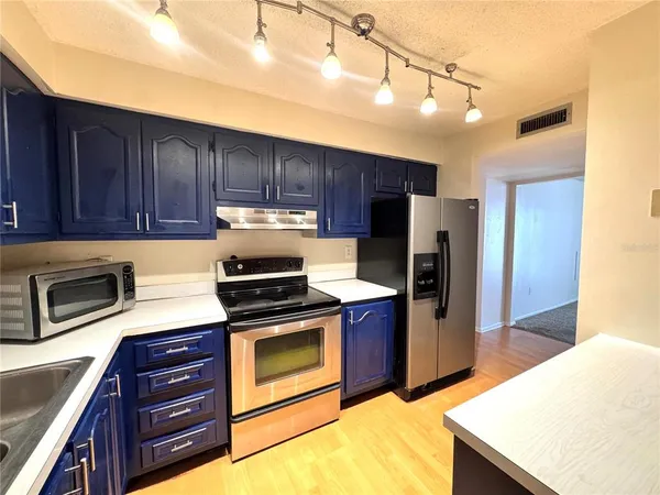 $1,599 | 514 Orange Drive, Unit 26, Altamonte Springs, FL 32701